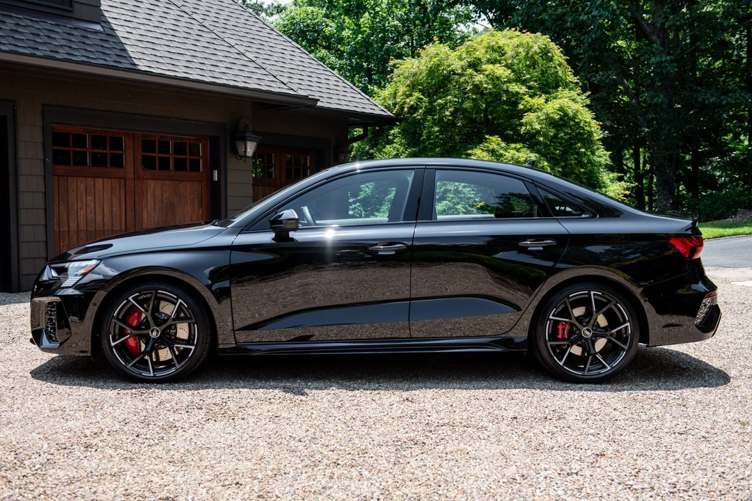 2022 Audi 8Y RS3 - Image 9 of 31