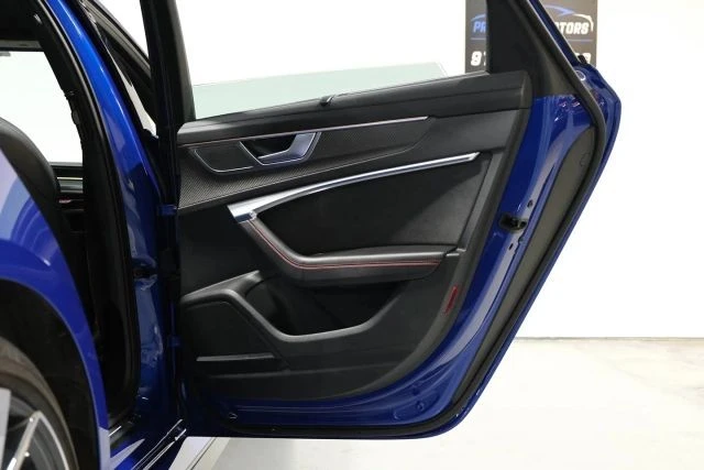 2022 Audi C8 RS6 - Image 28 of 31