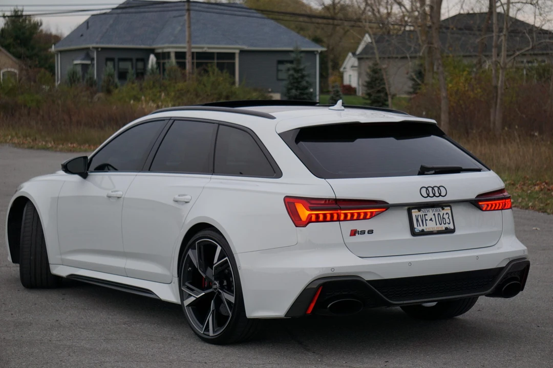 2022 Audi C8 RS6 - Image 11 of 31