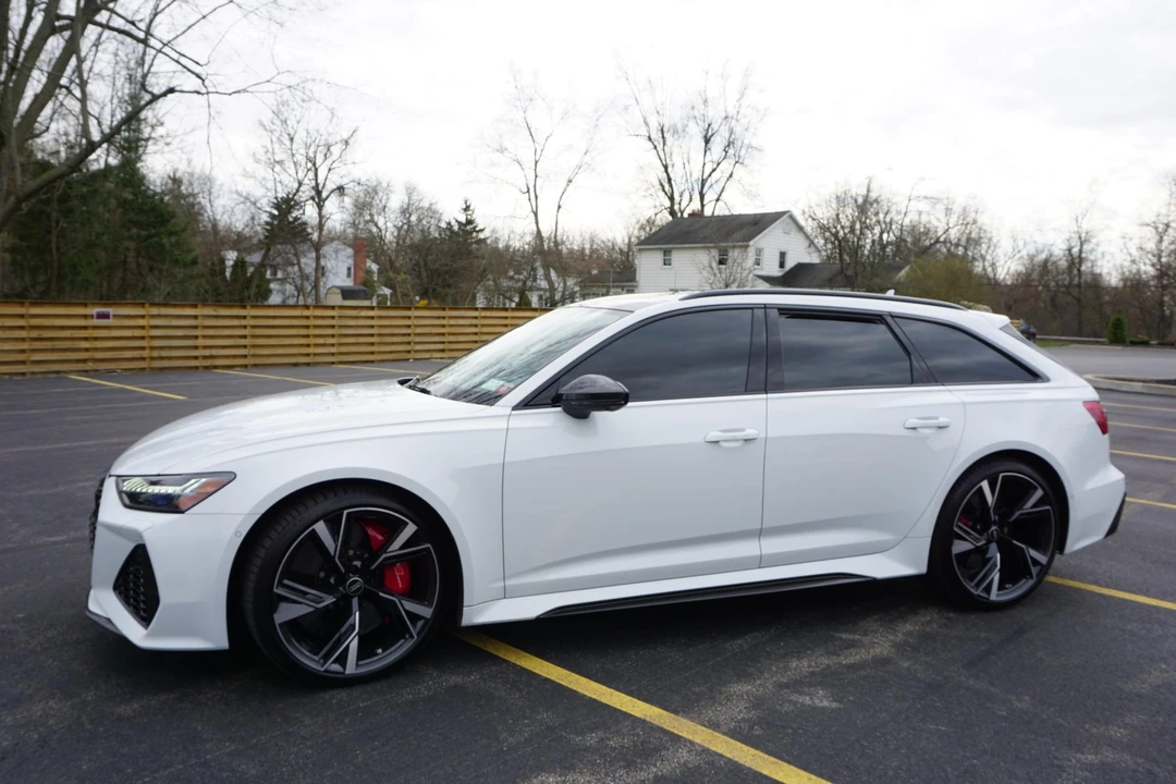 2022 Audi C8 RS6 - Image 8 of 31