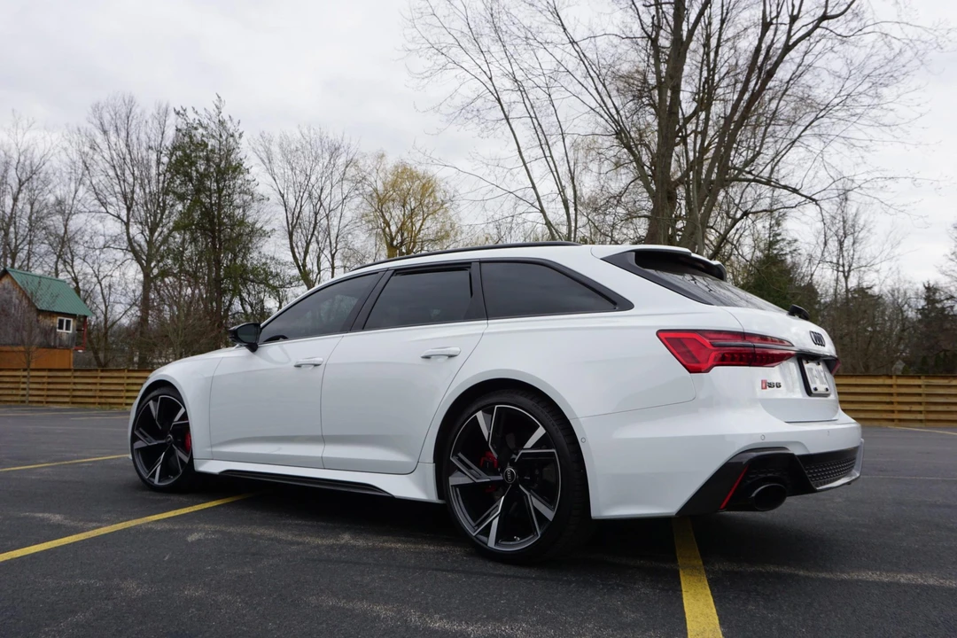 2022 Audi C8 RS6 - Image 10 of 31