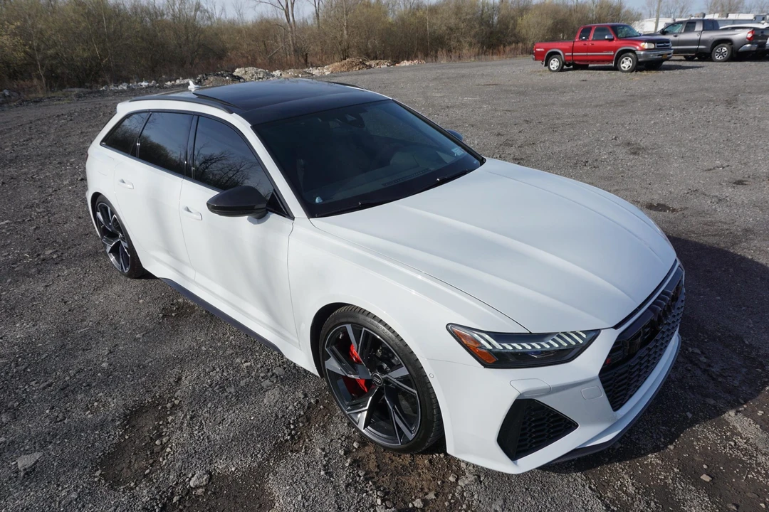 2022 Audi C8 RS6 - Image 24 of 31