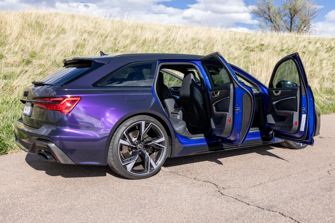 2022 Audi C8 RS6 - Image 13 of 31