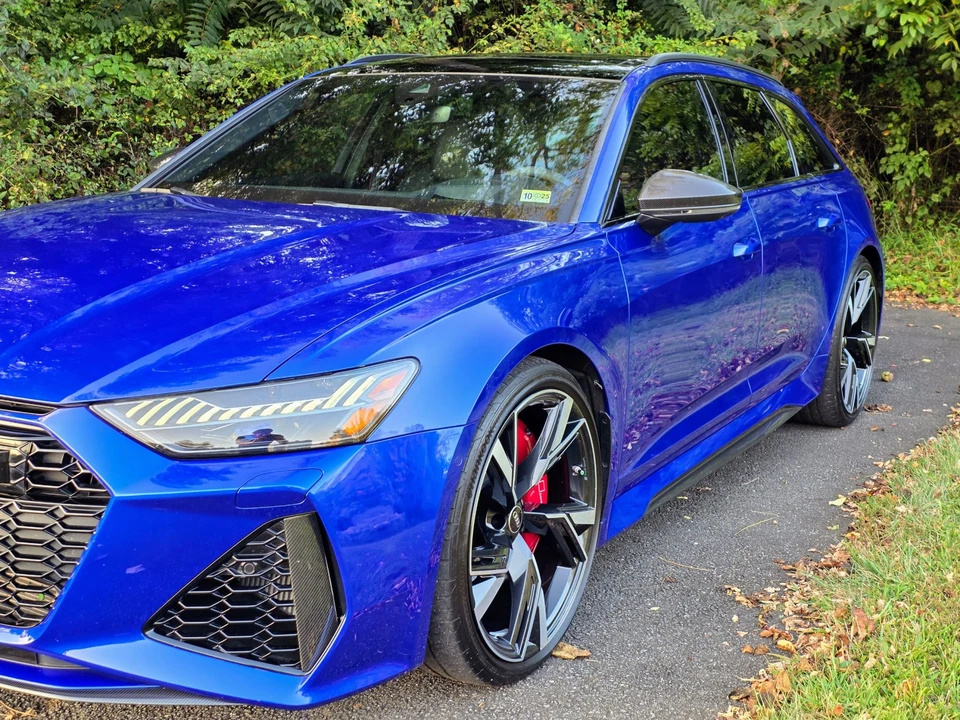 2022 Audi C8 RS6 - Image 28 of 31