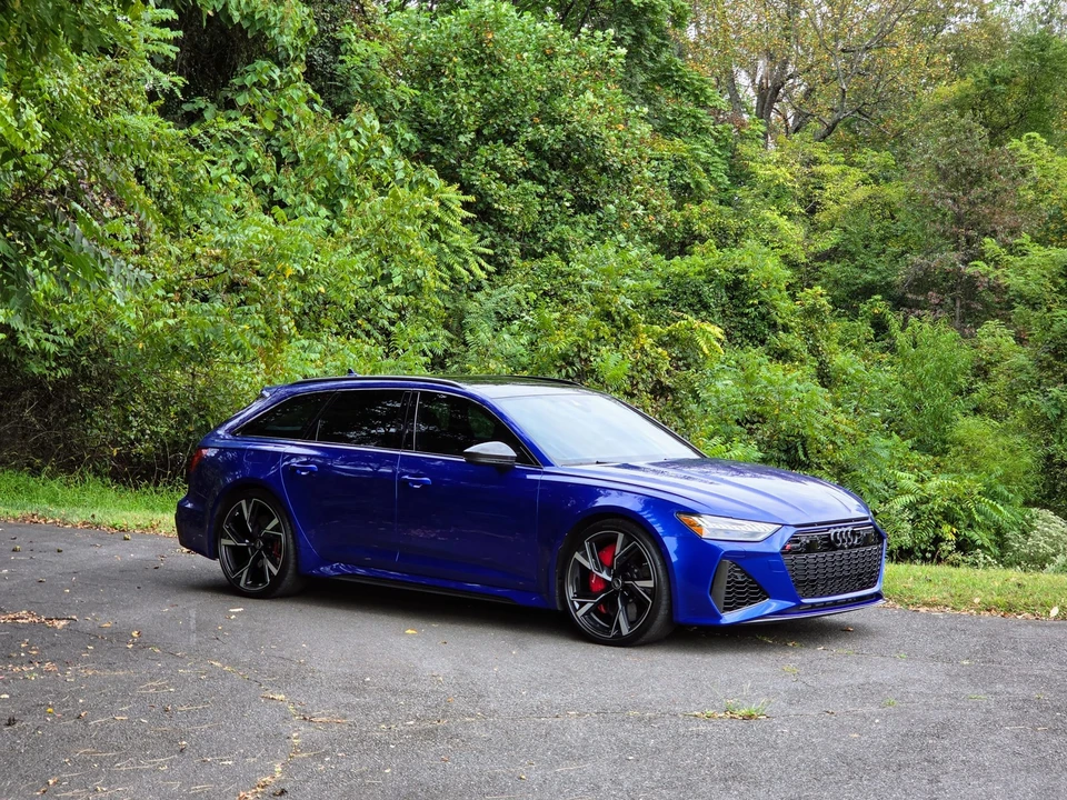 2022 Audi C8 RS6 - Image 3 of 31