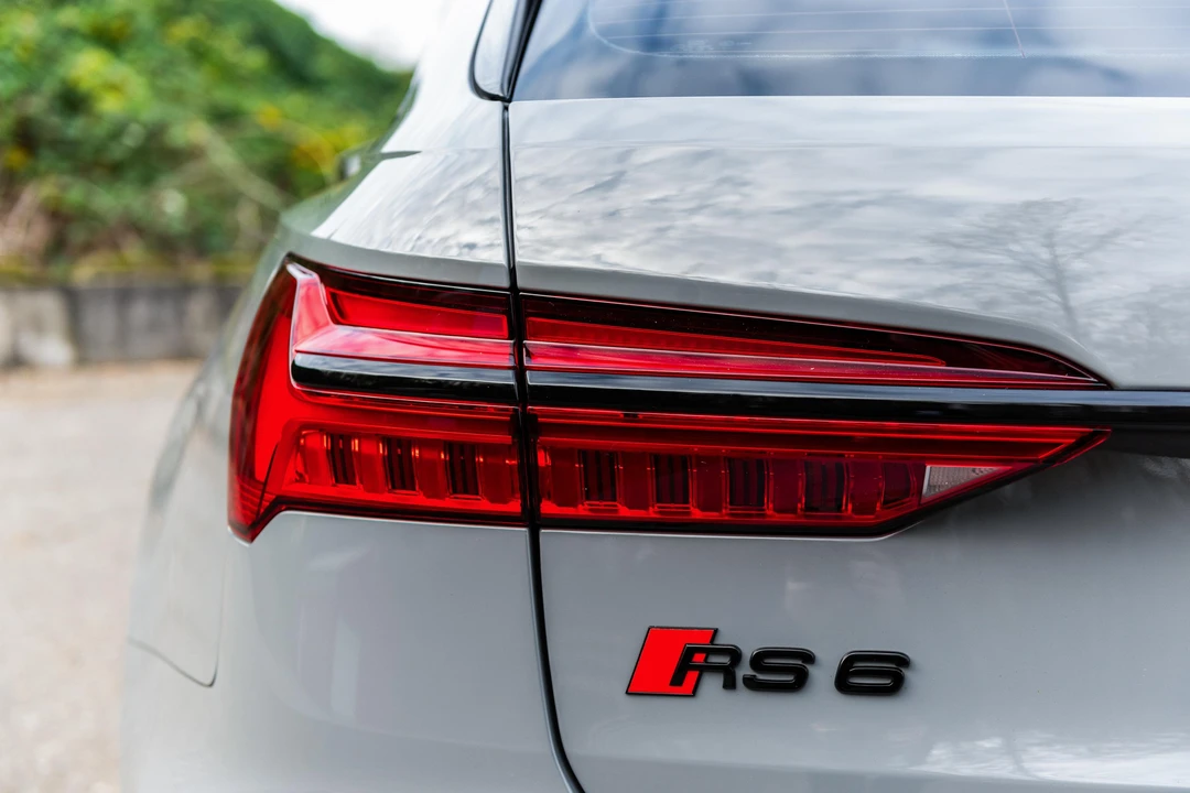 2022 Audi C8 RS6 - Image 25 of 31