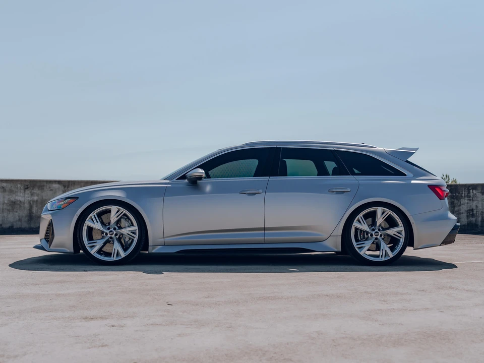 2022 Audi C8 RS6 - Image 30 of 31