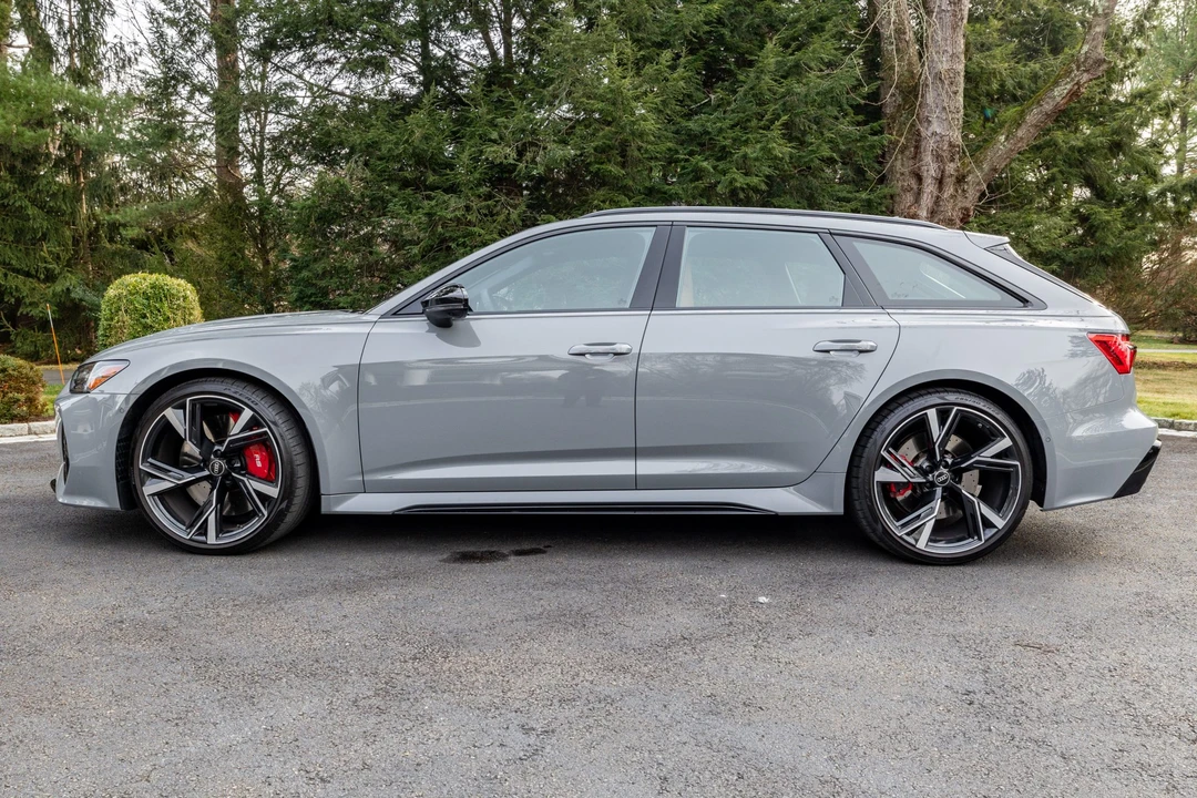 2022 Audi C8 RS6 - Image 2 of 31