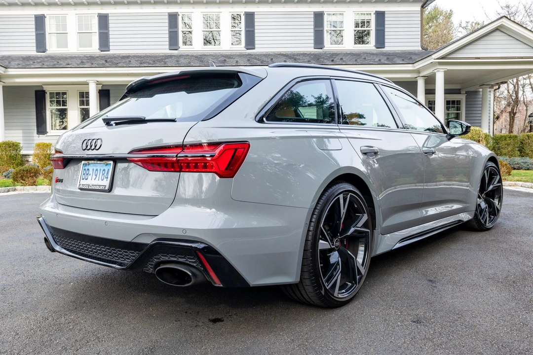 2022 Audi C8 RS6 - Image 6 of 31