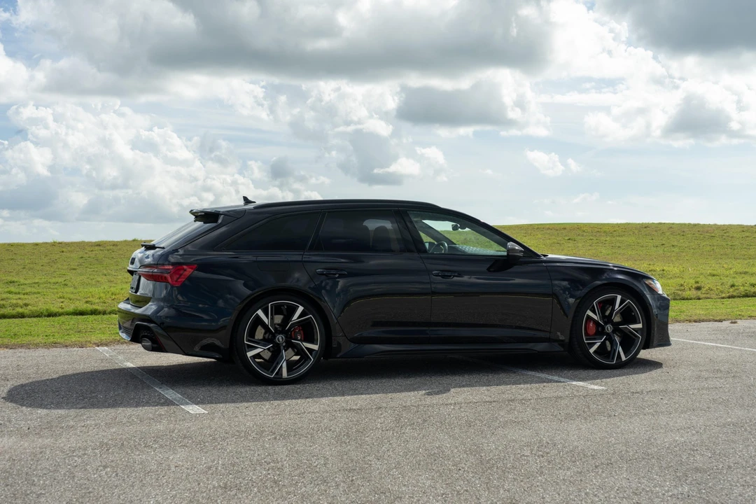 2022 Audi C8 RS6 - Image 31 of 31