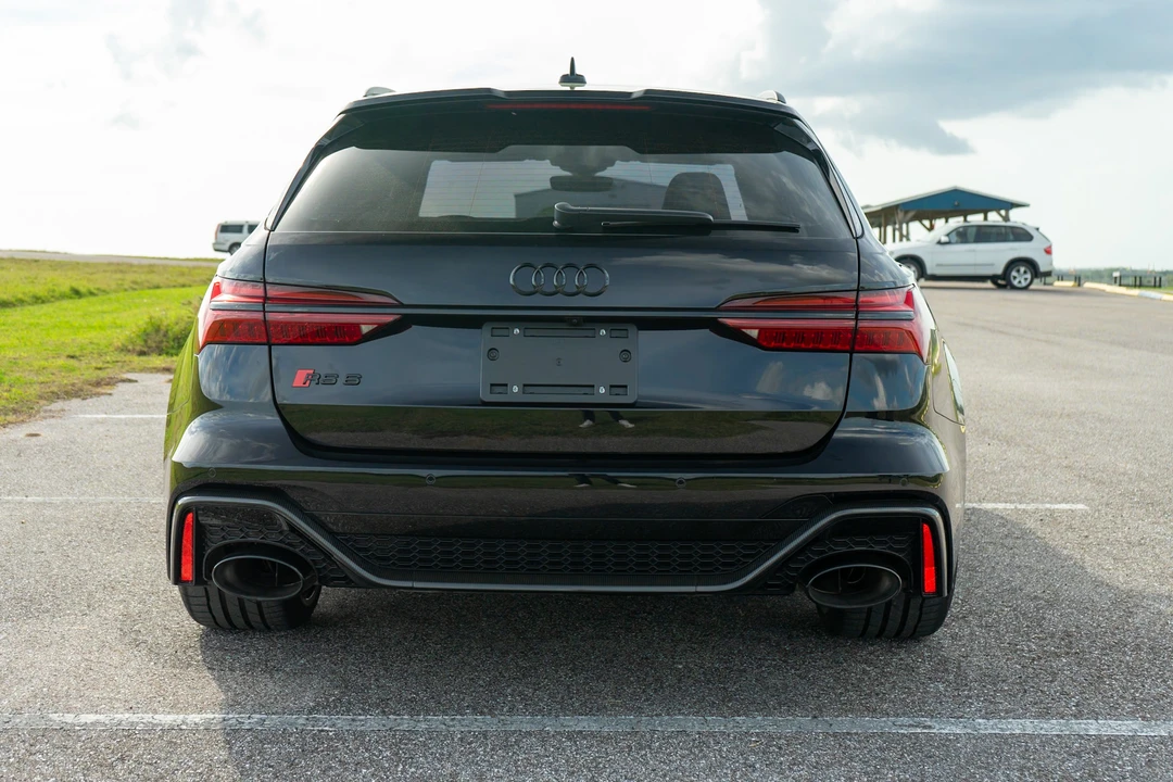 2022 Audi C8 RS6 - Image 27 of 31