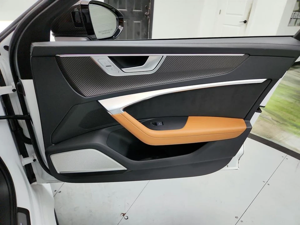2022 Audi RS6 - Image 28 of 31