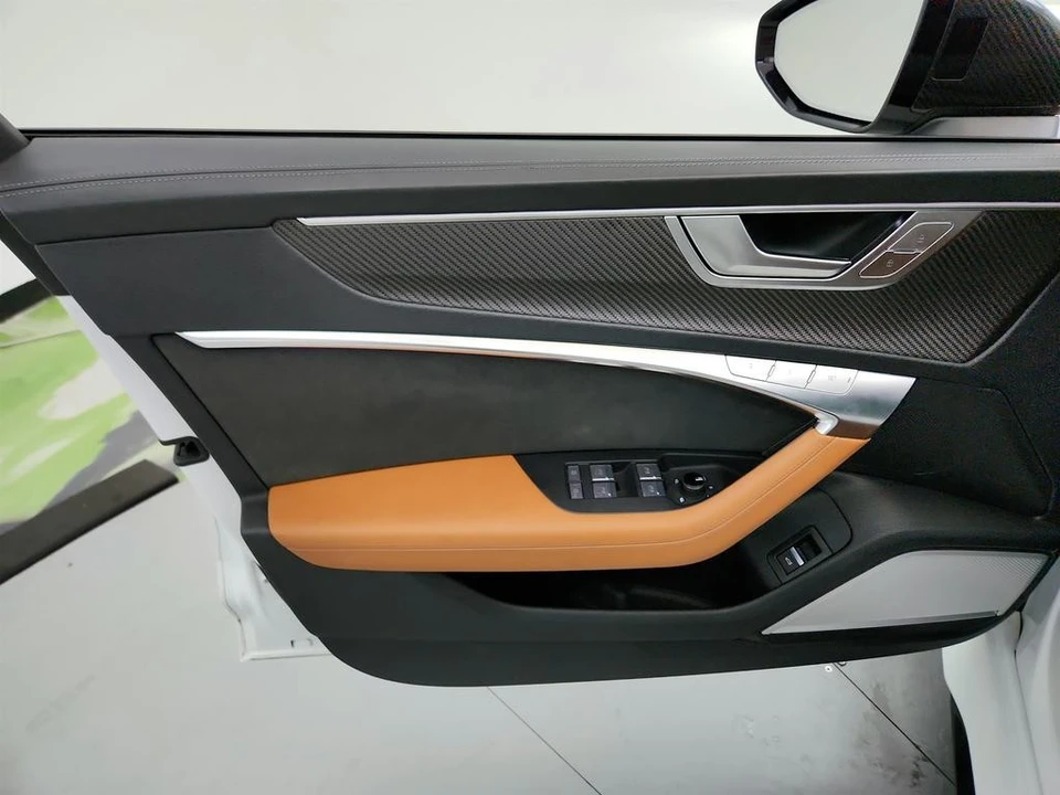 2022 Audi C8 RS6 - Image 24 of 31