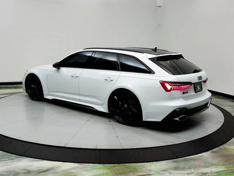 2022 Audi C8 RS6 - Image 7 of 31