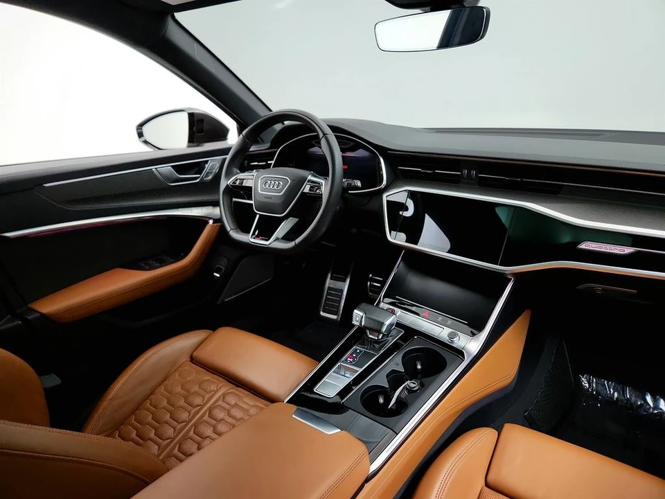 2022 Audi C8 RS6 - Image 26 of 31