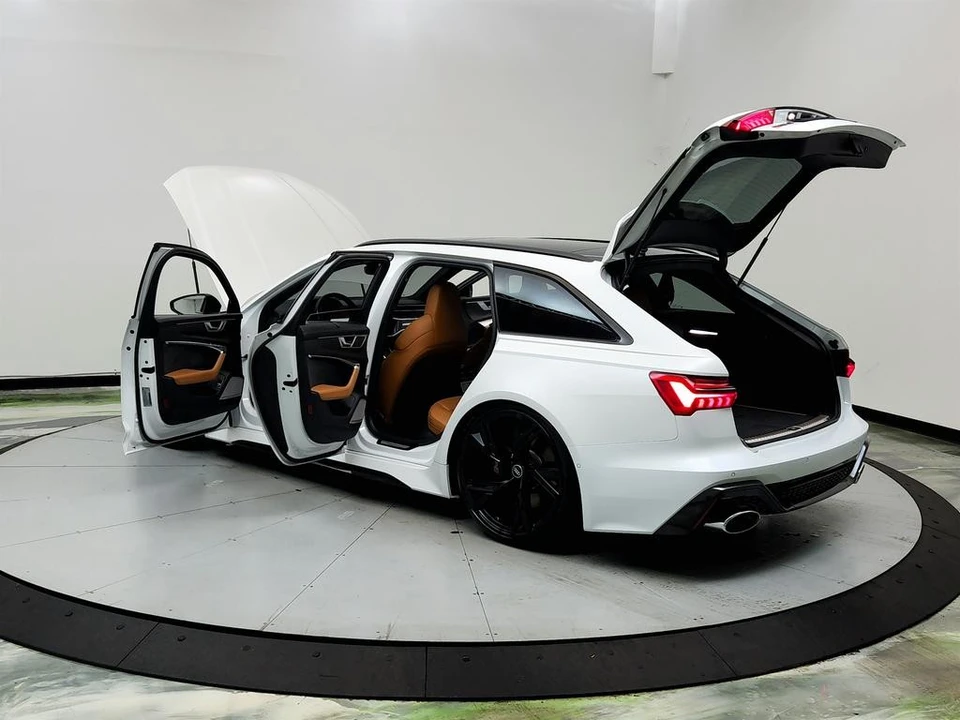 2022 Audi C8 RS6 - Image 12 of 31
