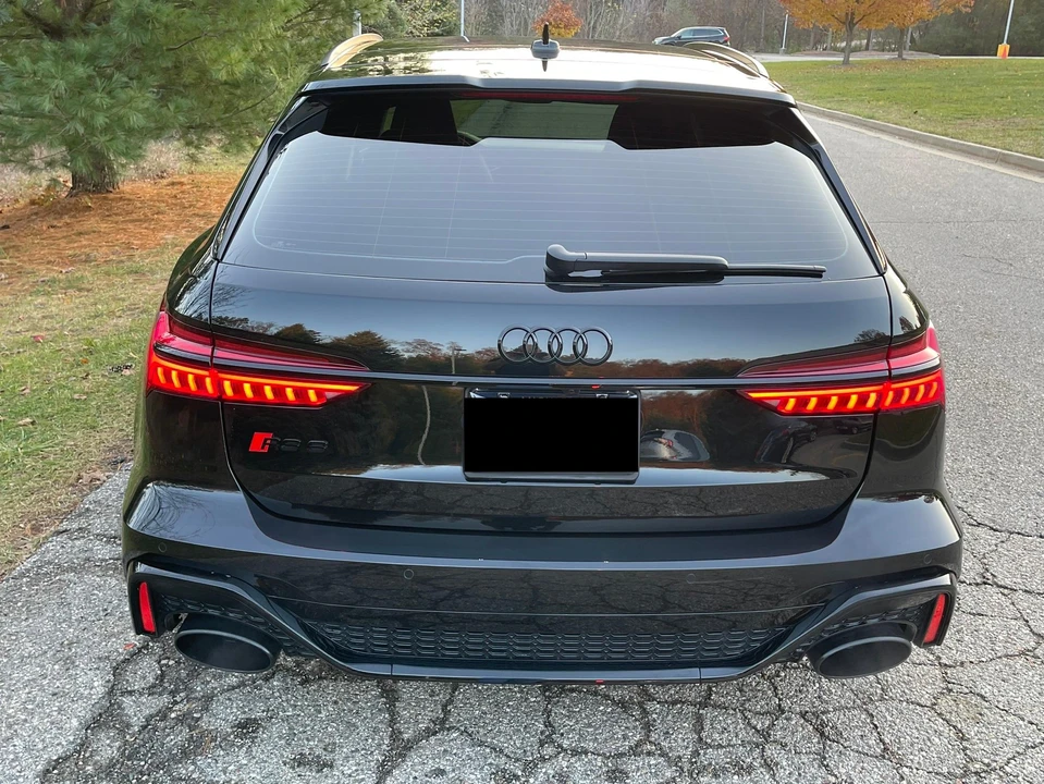 2022 Audi C8 RS6 - Image 8 of 31
