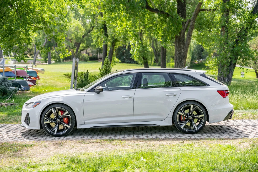 2022 Audi C8 RS6 - Image 11 of 31