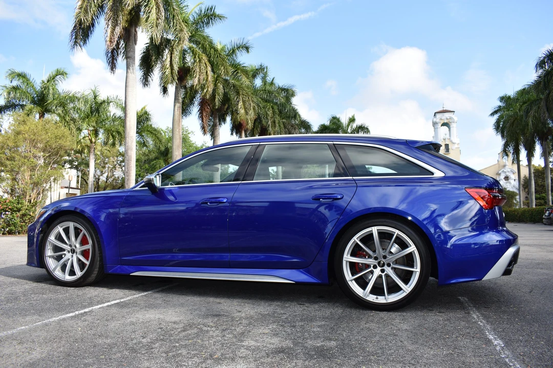 2022 Audi C8 RS6 - Image 7 of 31