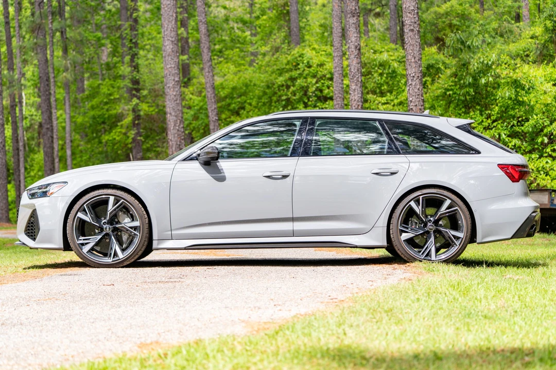 2022 Audi C8 RS6 - Image 5 of 31