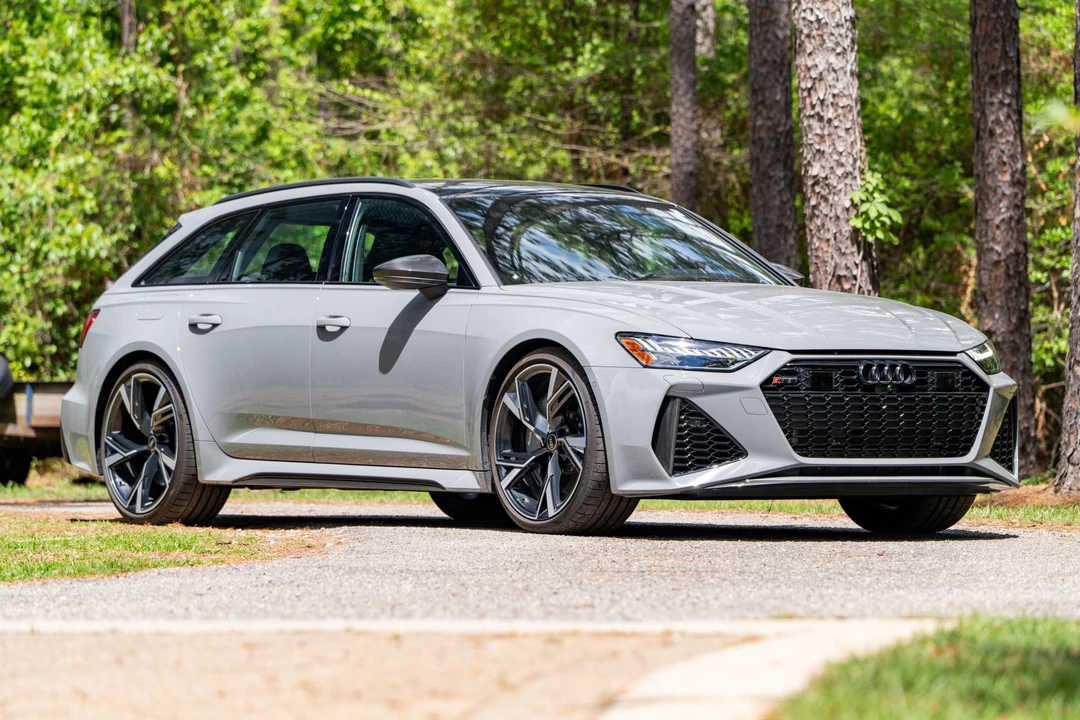 2022 Audi C8 RS6 - Image 2 of 31
