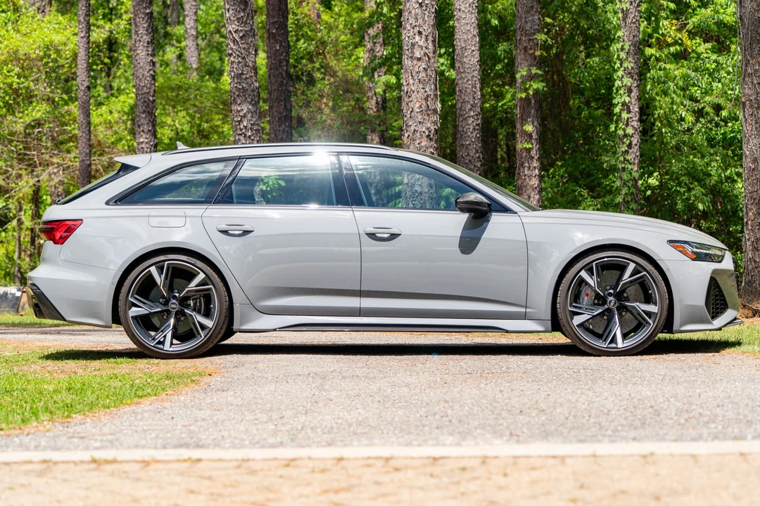 2022 Audi C8 RS6 - Image 9 of 31