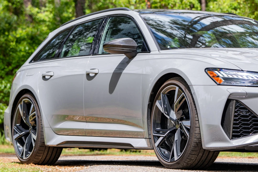 2022 Audi C8 RS6 - Image 10 of 31