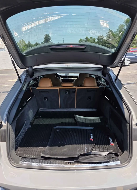 2022 Audi C8 RS6 - Image 5 of 8