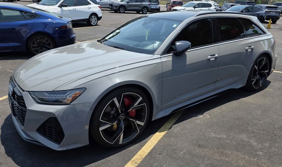2022 Audi C8 RS6 - Image 2 of 8