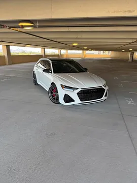 2022 Audi RS6 Avant Performance Wagon 4D