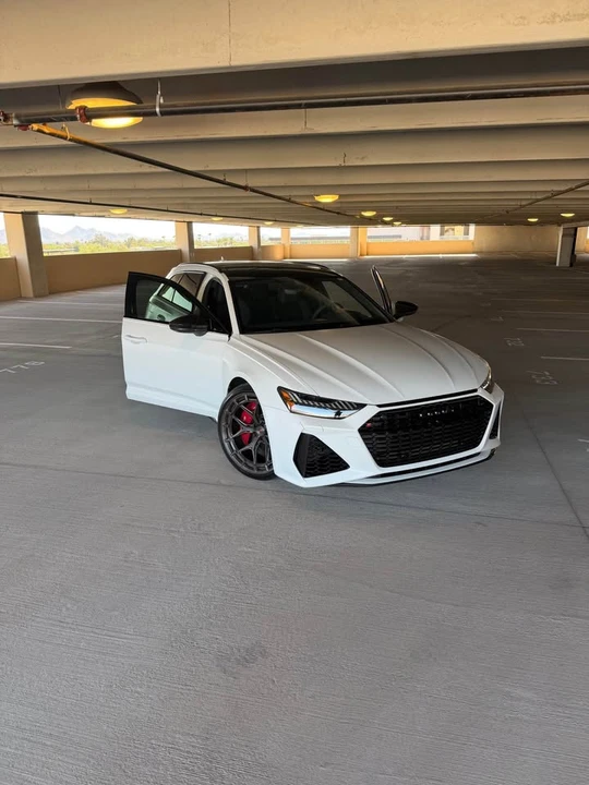 2022 Audi C8 RS6 - Image 10 of 15