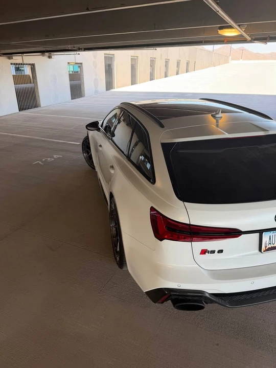 2022 Audi C8 RS6 - Image 9 of 15