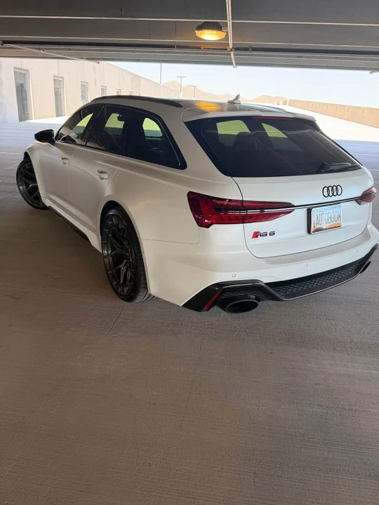 2022 Audi C8 RS6 - Image 8 of 15