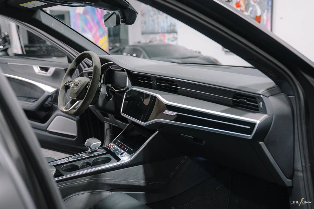 2022 Audi C8 RS6 - Image 2 of 12