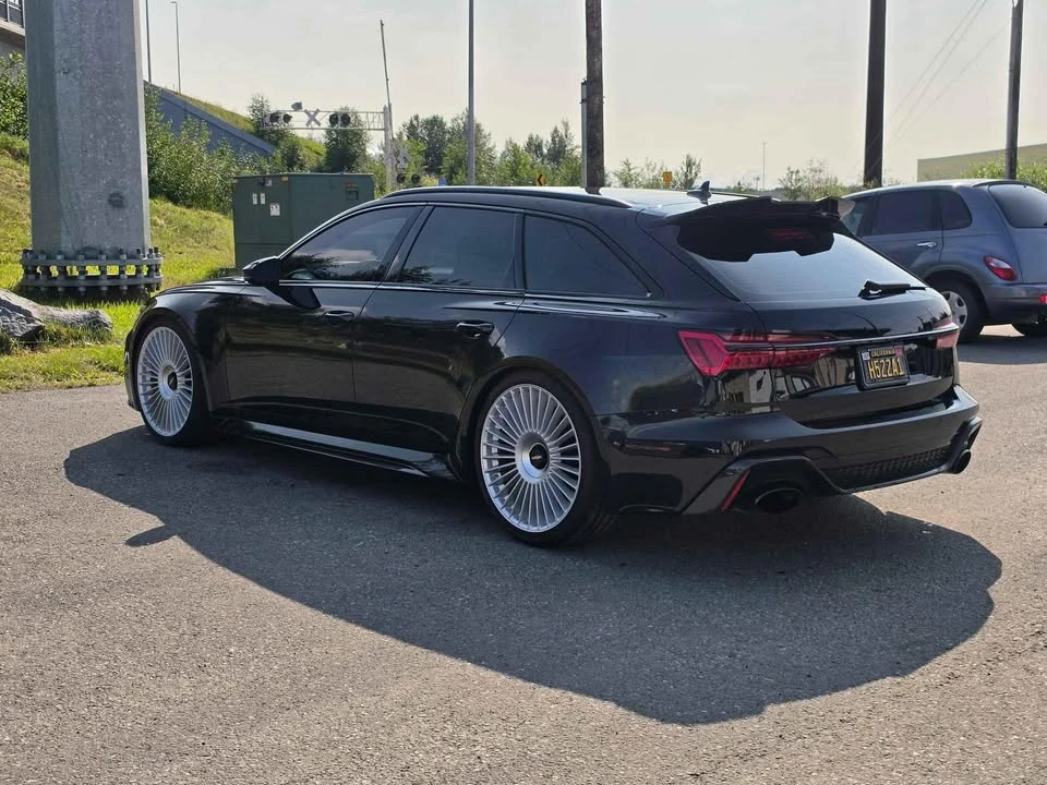 2022 Audi C8 RS6 - Image 3 of 10