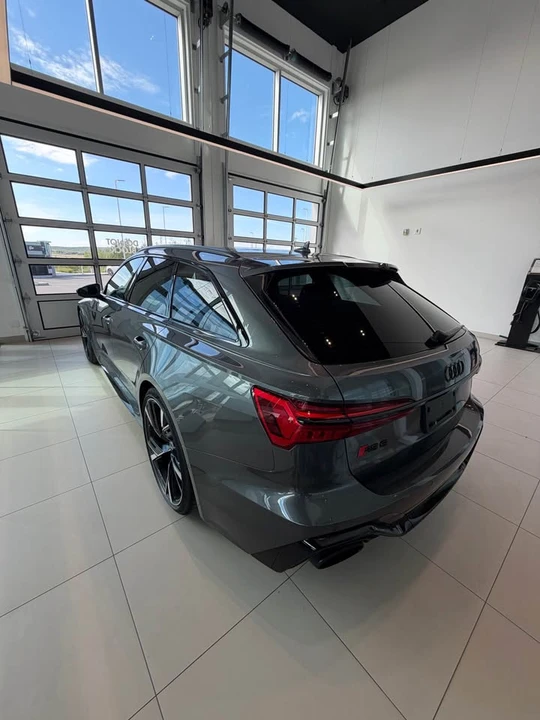 2022 Audi C8 RS6 - Image 3 of 13