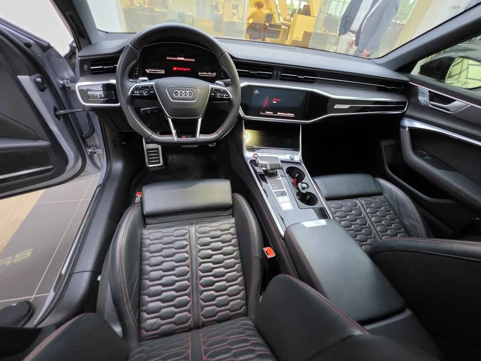 2022 Audi C8 RS6 - Image 9 of 11