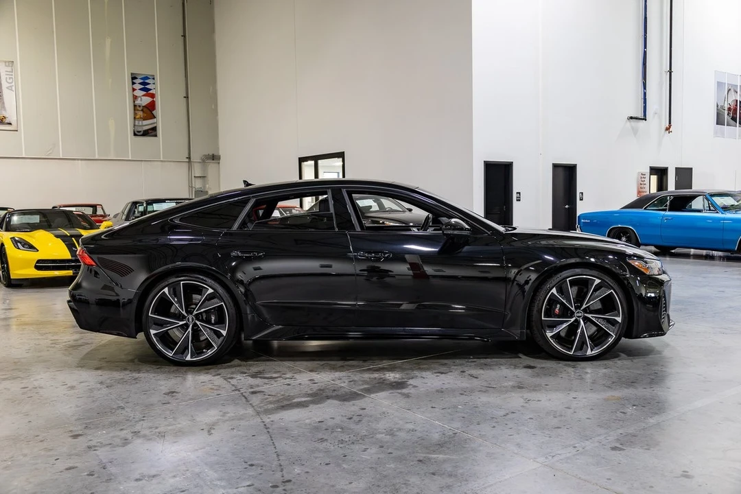 2022 Audi C8 RS7 - Image 8 of 31