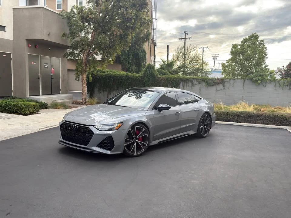 2022 Audi C8 RS7 - Image 2 of 11
