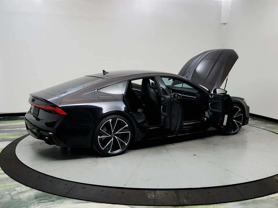 2022 Audi RS7 - Image 11 of 31
