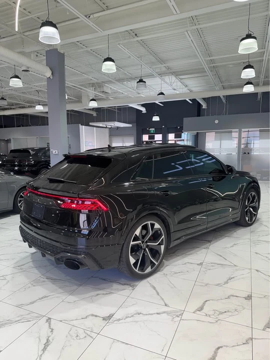 2022 Audi RS Q8 - Image 2 of 4