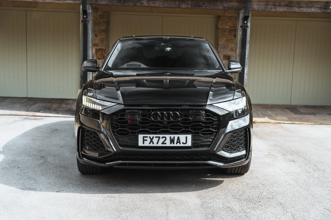 2022 Audi RS Q8 - Image 2 of 31