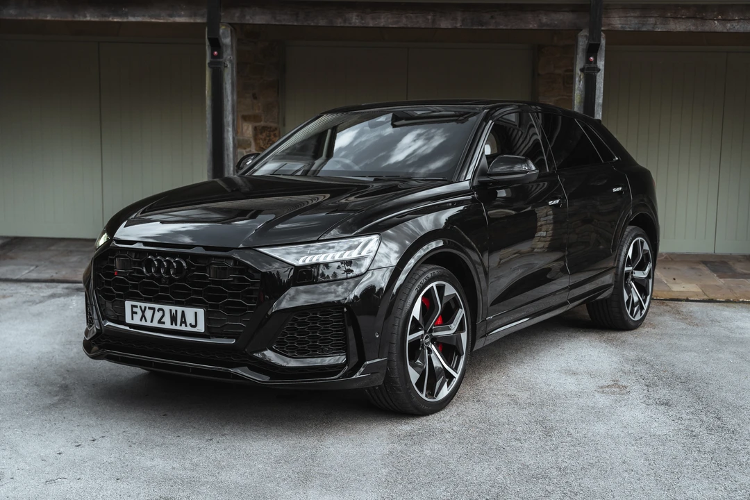 2022 Audi RS Q8 - Image 3 of 31