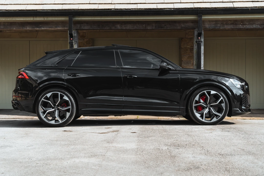 2022 Audi RS Q8 - Image 9 of 31