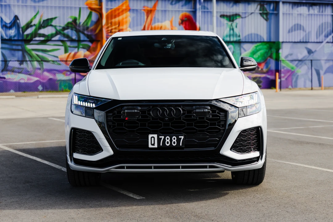 2022 Audi RS Q8 - Image 2 of 31