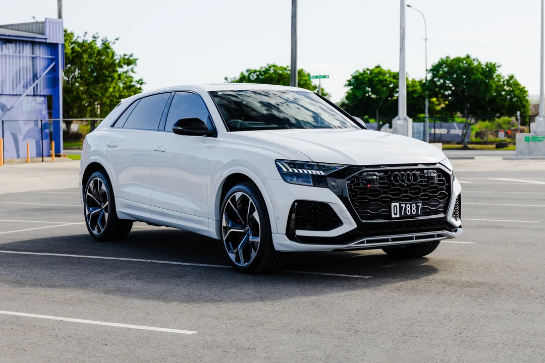 2022 Audi RS Q8 - Image 3 of 31