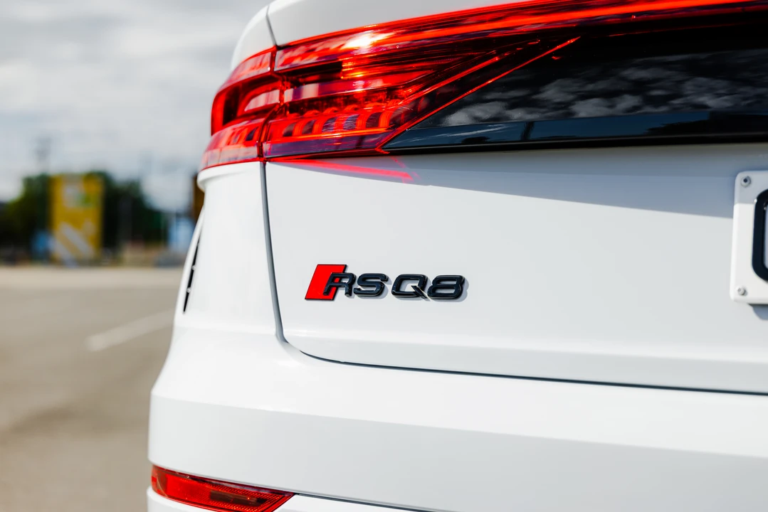 2022 Audi RS Q8 - Image 16 of 31
