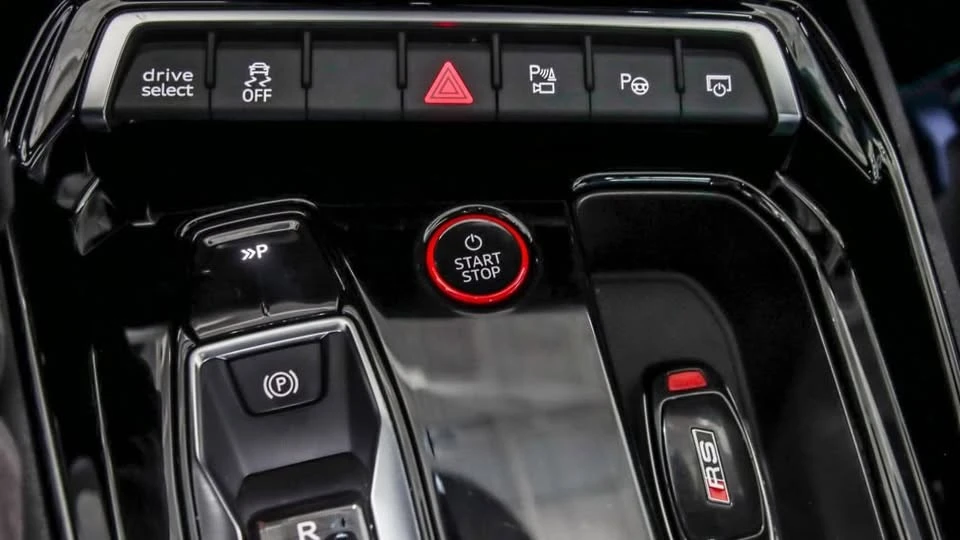2022 Audi 8Y RS3 - Image 11 of 15