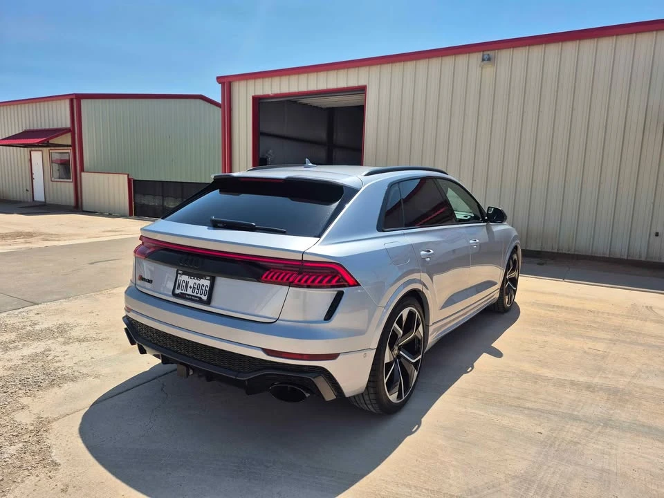 2022 Audi RS Q8 - Image 4 of 10
