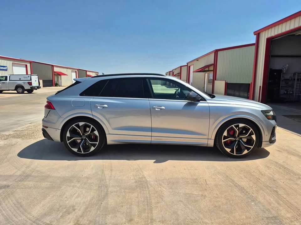 2022 Audi RS Q8 - Image 2 of 10